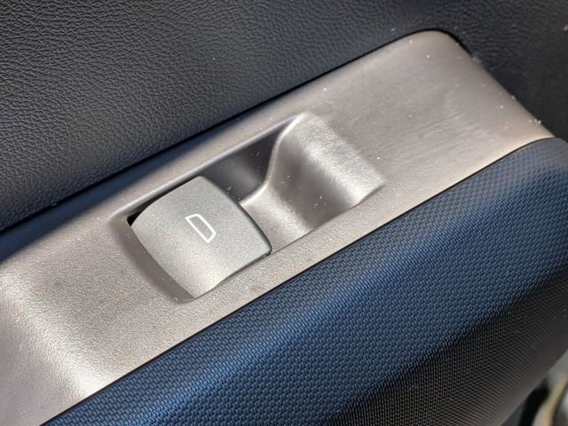 Used 2024 Chevrolet Colorado LT w/ LT Convenience Package II image 29