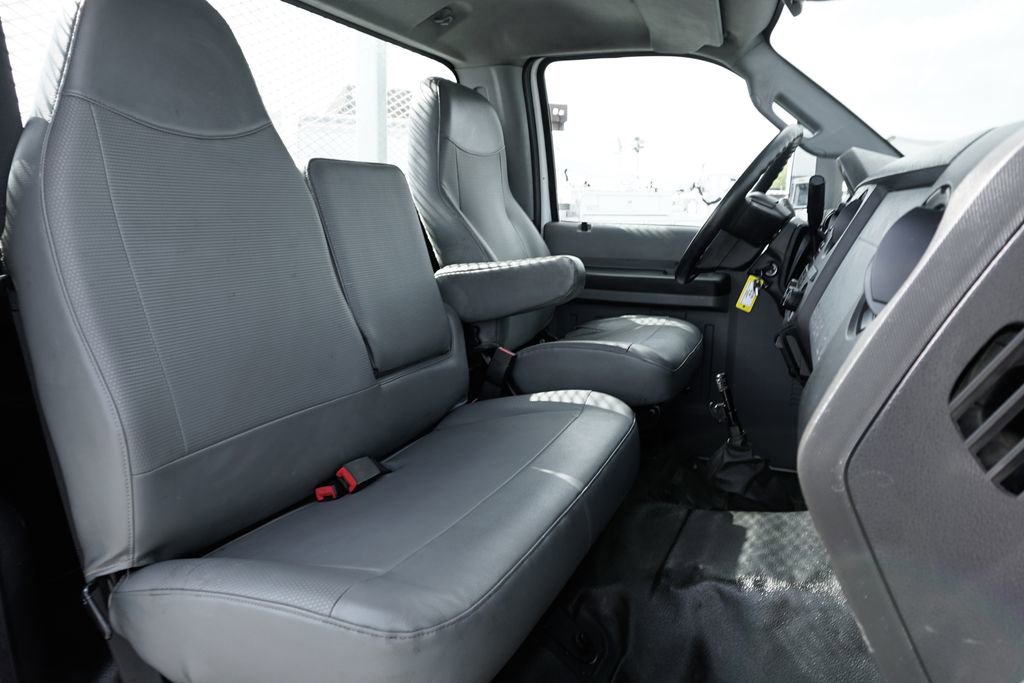 Used 2016 Ford F650 2WD Regular Cab Super Duty image 29