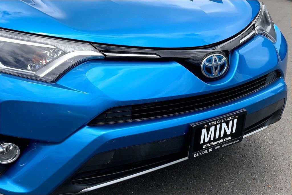 Used 2017 Toyota RAV4 XLE w/ Carpet Mat Package AWD/4WD image 29