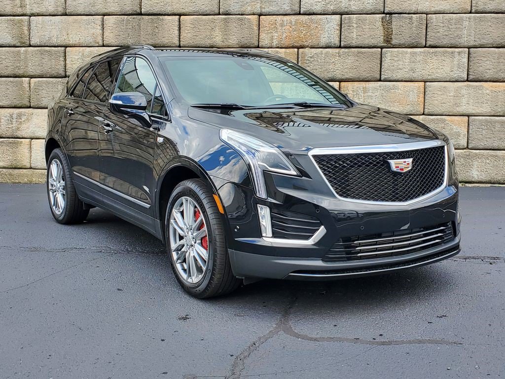 Certified 2023 Cadillac XT5 Sportv w/ Technology Package AWD/4WD image 6