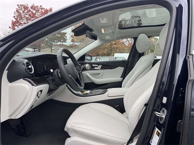 Certified 2022 Mercedes-Benz E 350 4MATIC Sedan image 4
