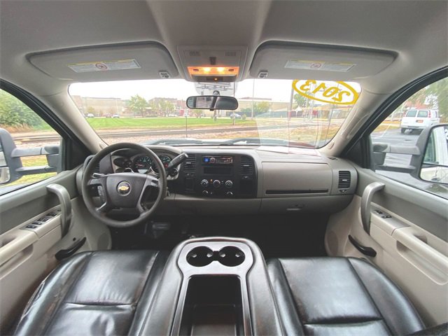 Used 2013 Chevrolet Silverado 2500 W/T w/ Snow Plow Prep Package image 17