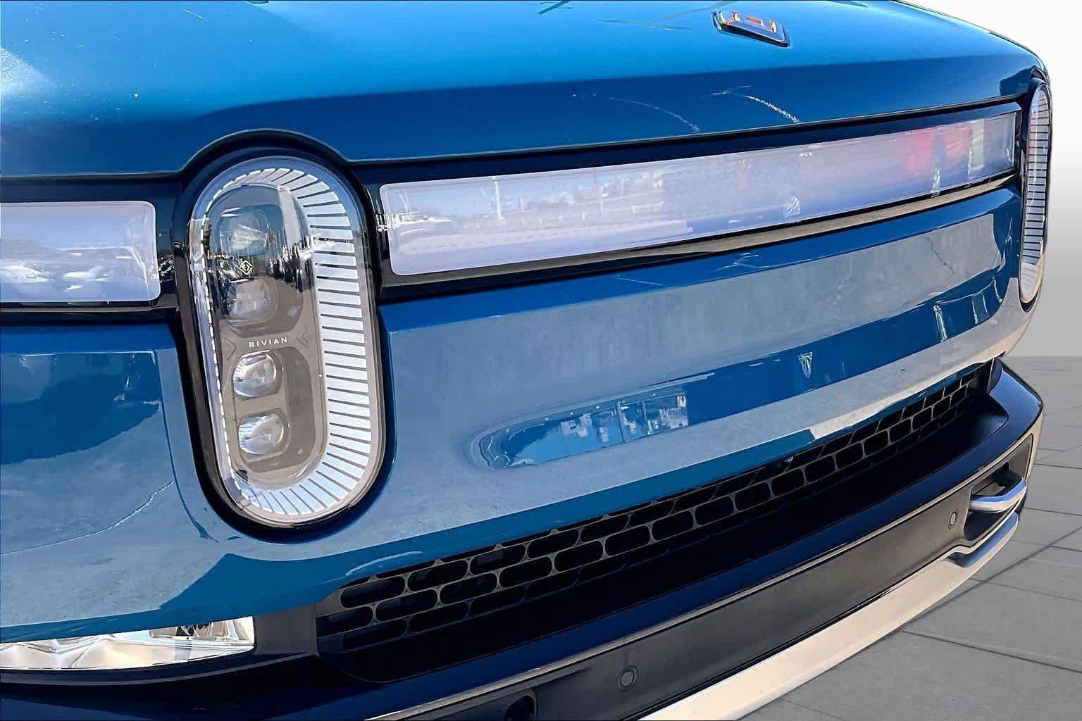 Used 2023 Rivian R1T Adventure AWD/4WD image 28