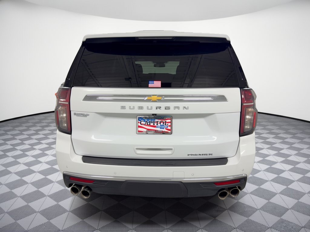 Used 2024 Chevrolet Suburban Premier RWD image 11