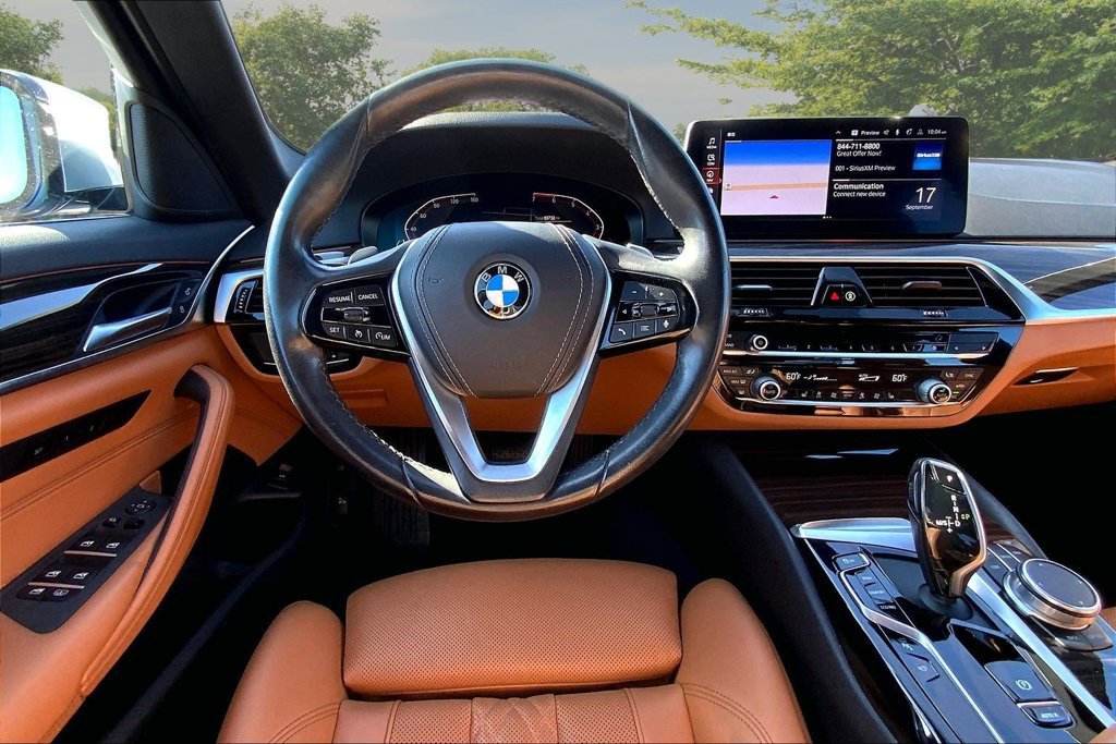 Used 2021 BMW 530i w/ Convenience Package RWD image 8
