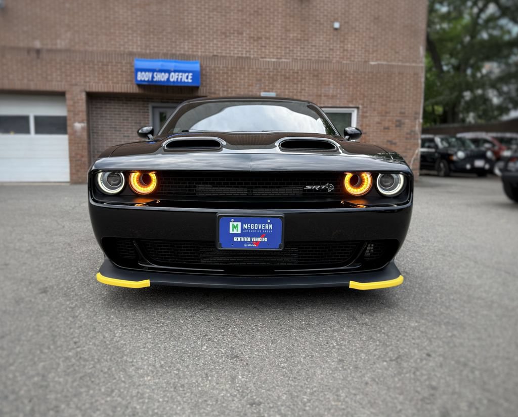 Used 2019 Dodge Challenger SRT Hellcat Redeye RWD image 2