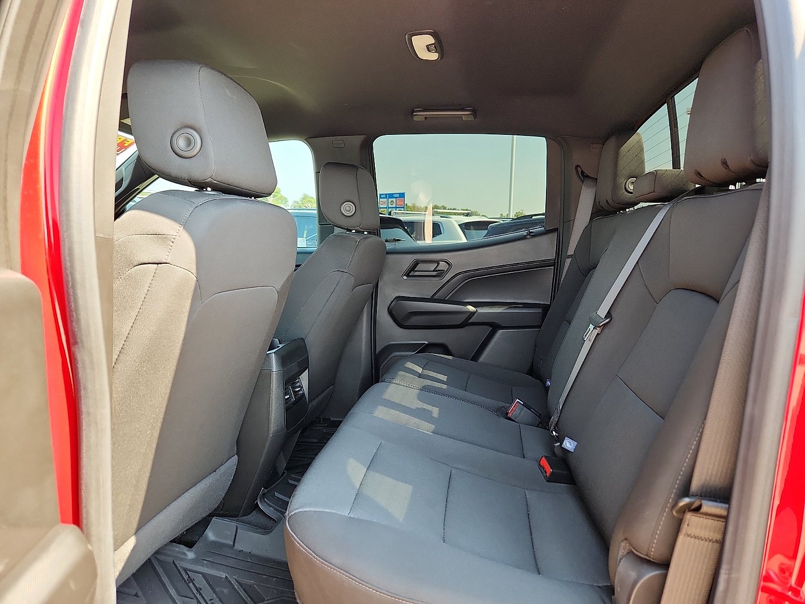 Used 2024 Chevrolet Colorado Trail Boss w/ Advanced Trailering Package AWD/4WD image 11
