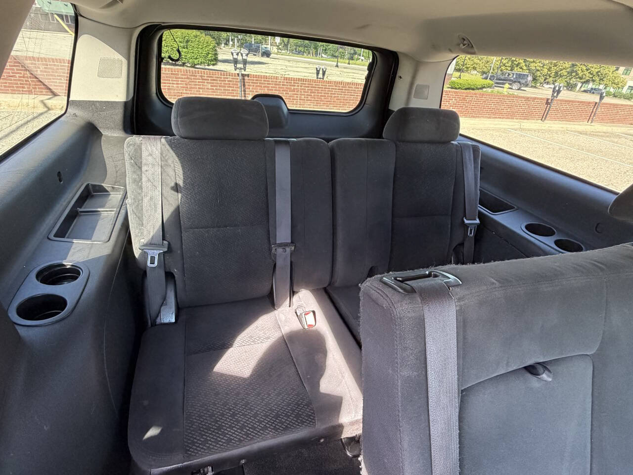 Used 2007 Chevrolet Suburban 2500 LT AWD/4WD image 14