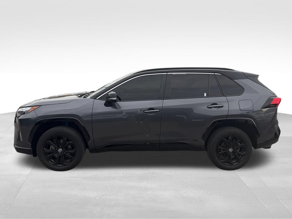 Used 2023 Toyota RAV4 XSE AWD/4WD image 2