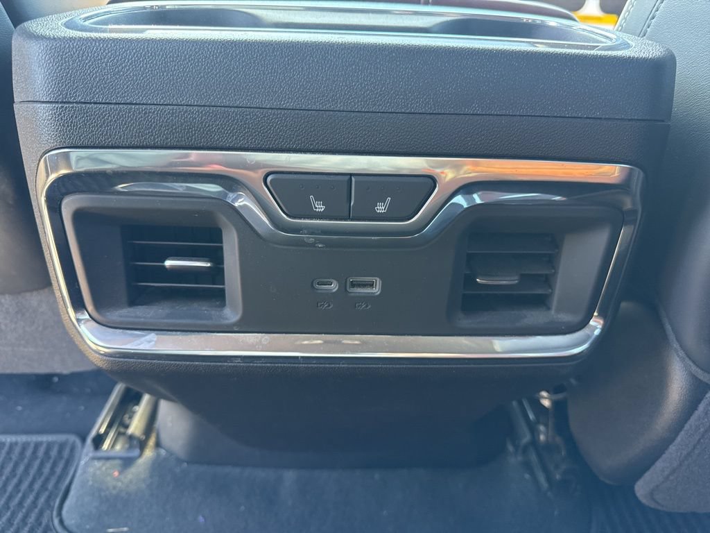 Used 2025 GMC Sierra 3500 Denali Ultimate AWD/4WD image 42