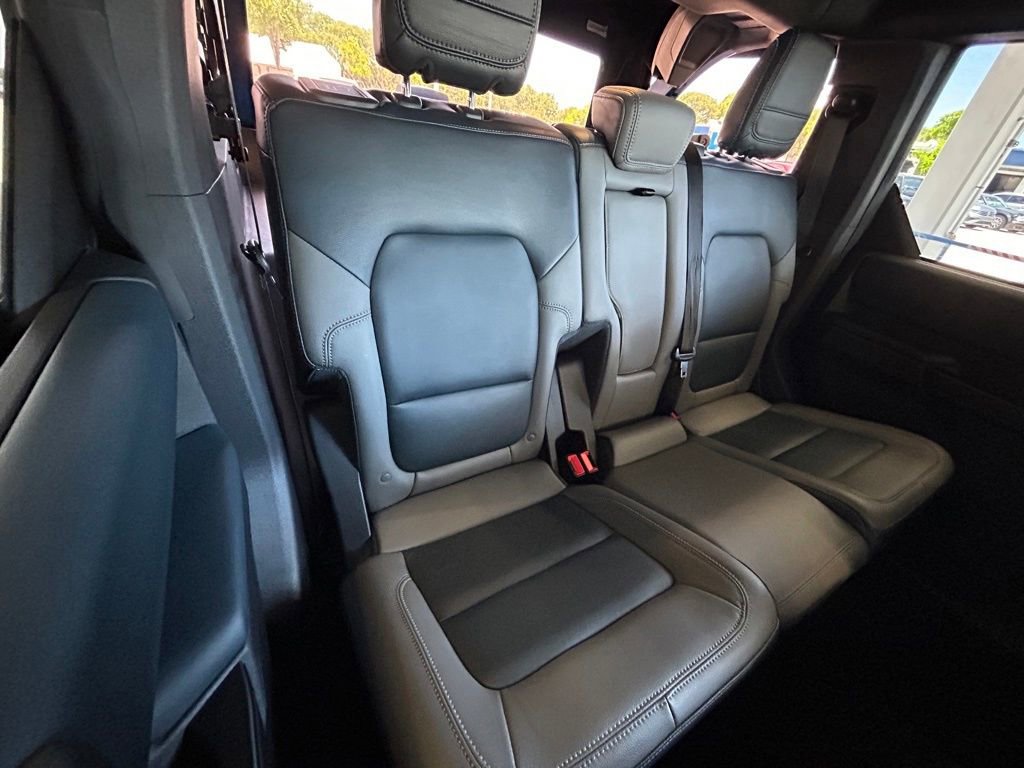 Used 2024 Ford Bronco Outer Banks image 32