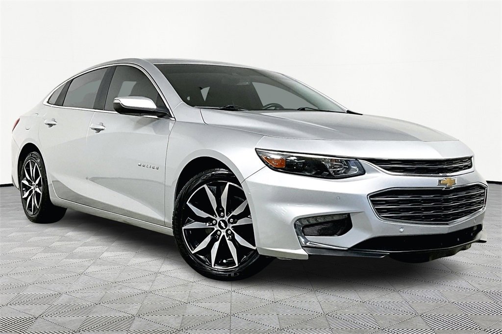 Used 2017 Chevrolet Malibu LT w/ Driver Confidence Package