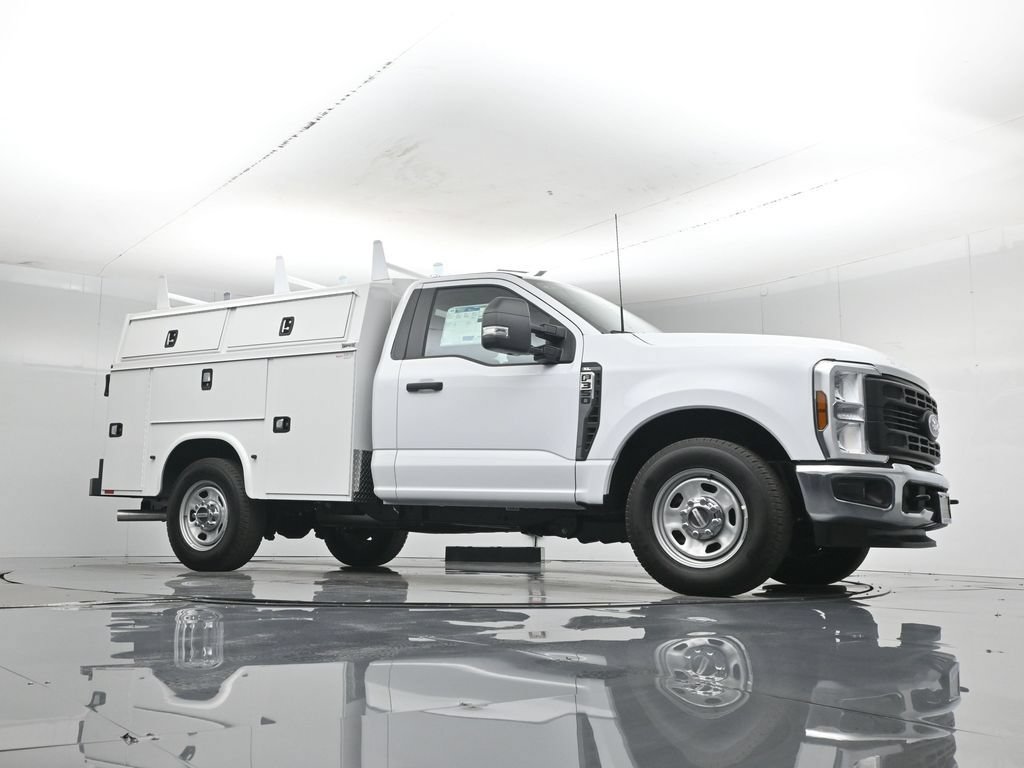 New 2026 Ford F350 XL w/ XL Chrome Package RWD image 54