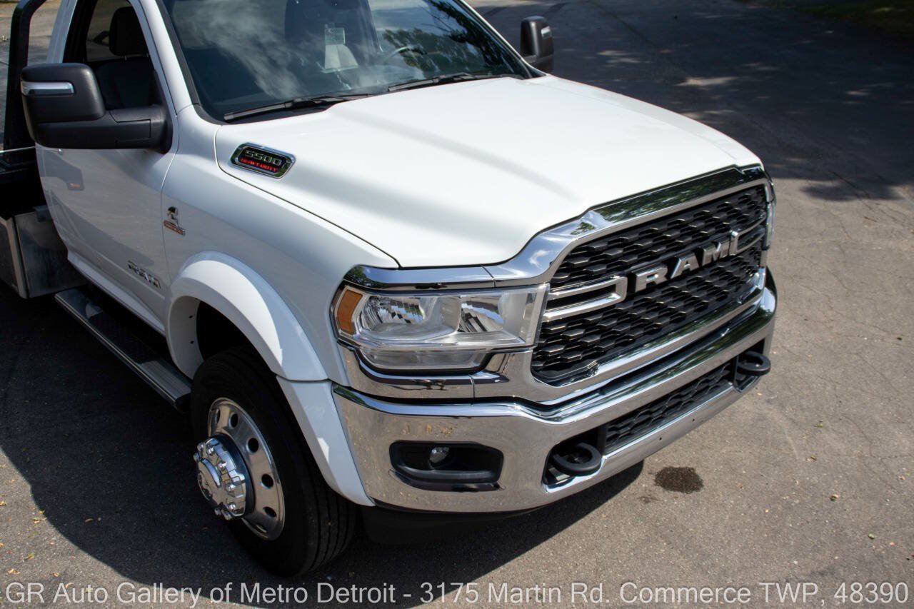 Used 2024 RAM 5500 SLT w/ Quick Order Package 2YG SLT AWD/4WD image 11