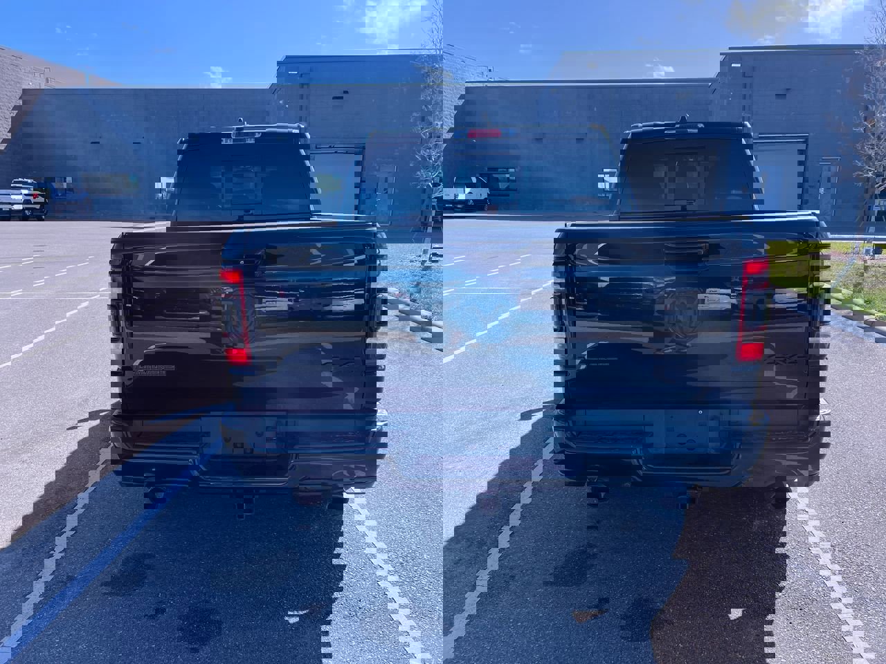 Used 2019 RAM 1500 Laramie image 4