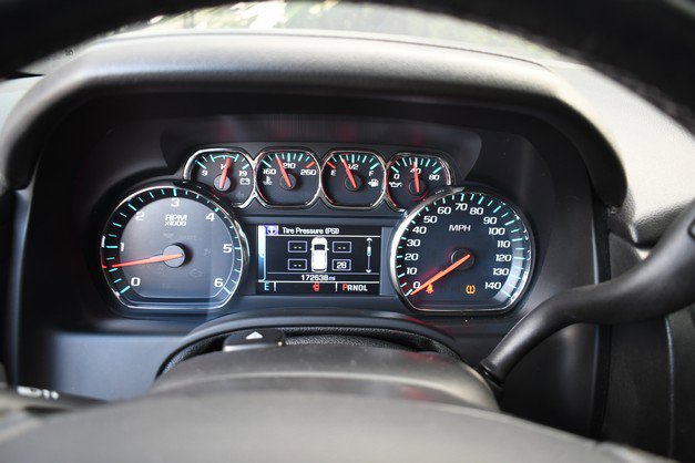 Used 2018 Chevrolet Suburban Premier image 34