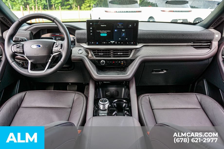Used 2026 Ford Explorer Platinum w/ LUX Leather Package AWD/4WD image 27