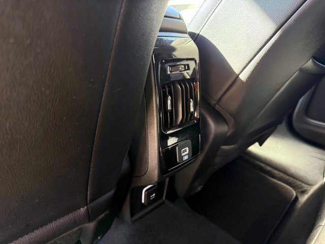 Certified 2025 Jeep Compass Limited AWD/4WD image 14