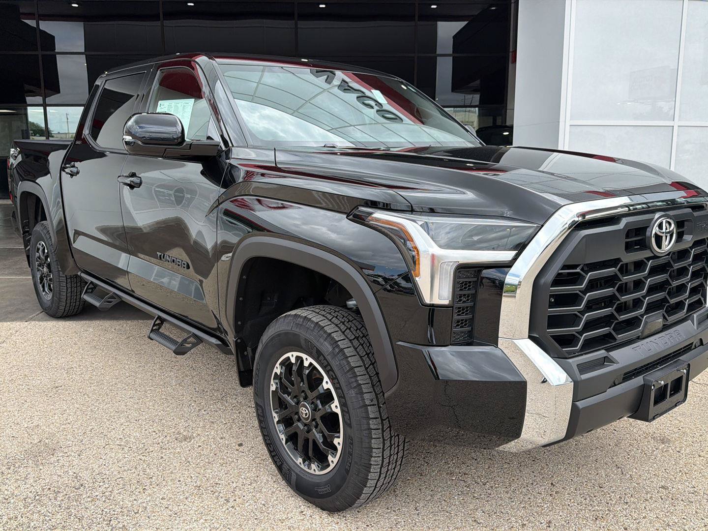 New 2026 Toyota Tundra SR5 AWD/4WD image 2