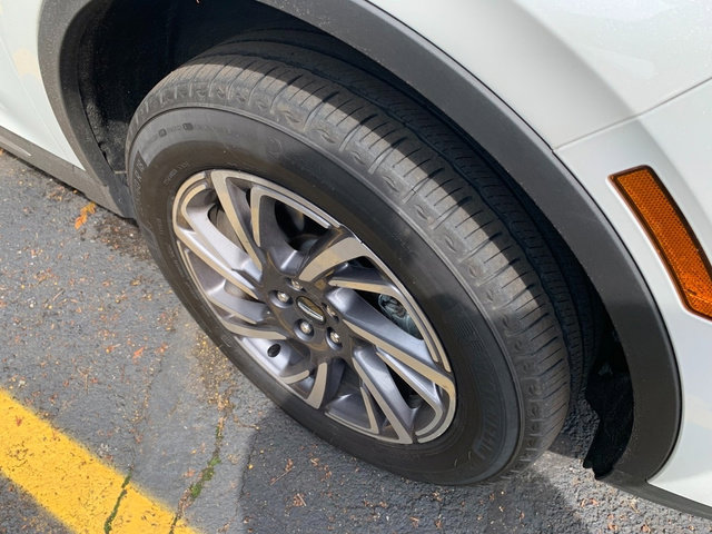 Used 2023 Lincoln Corsair AWD w/ Equipment Group 101A image 5