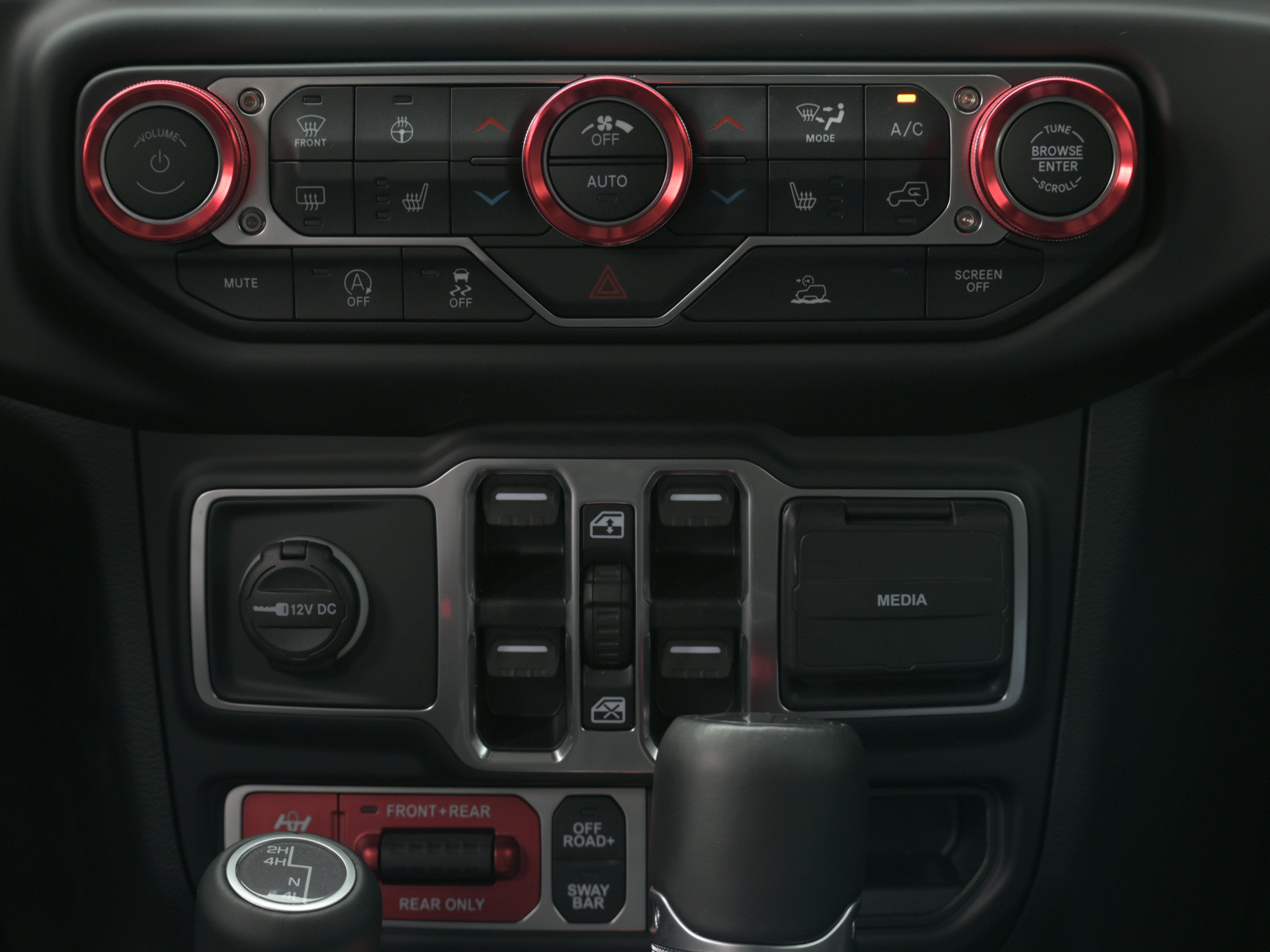 Used 2023 Jeep Gladiator Rubicon w/ Cold Weather Group AWD/4WD image 15
