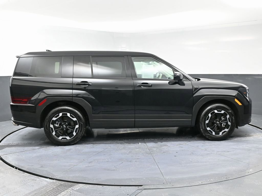 Used 2025 Hyundai Santa Fe SE image 8