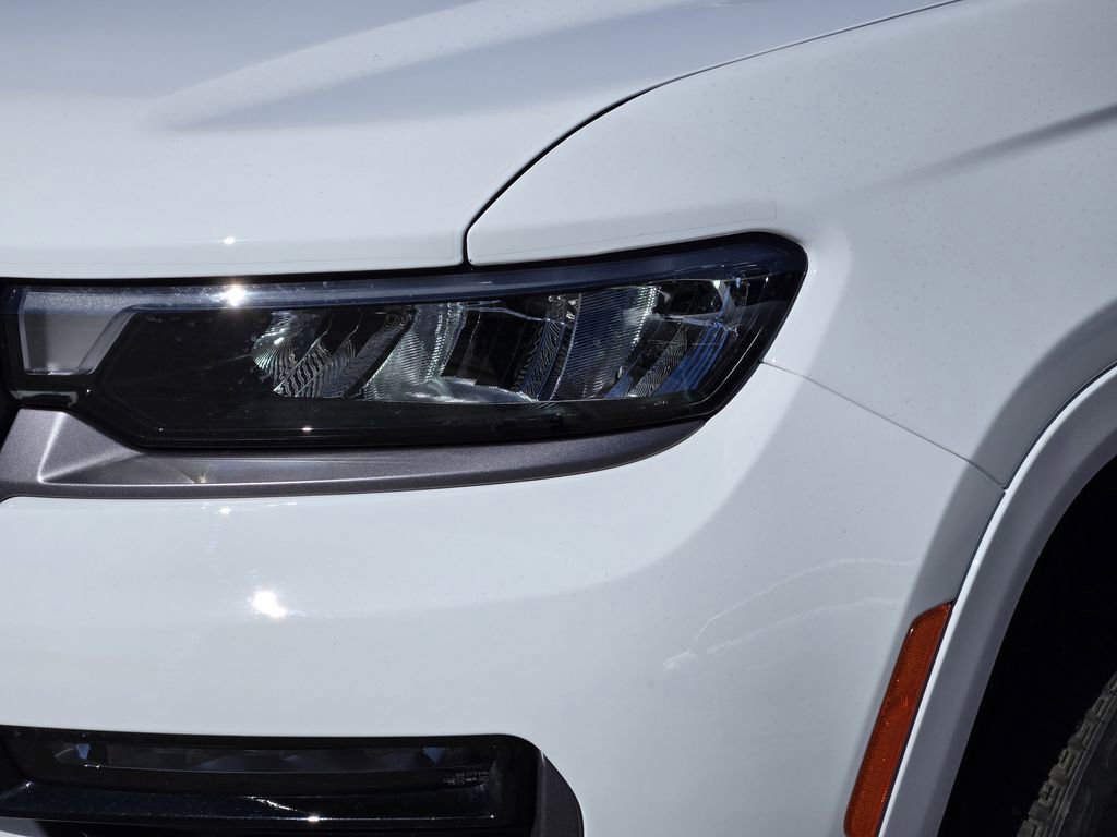 New 2026 Jeep Grand Cherokee Limited AWD/4WD image 5