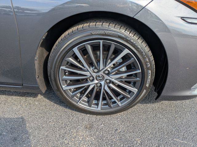 Certified 2023 Lexus ES 350 w/ Premium Package image 11