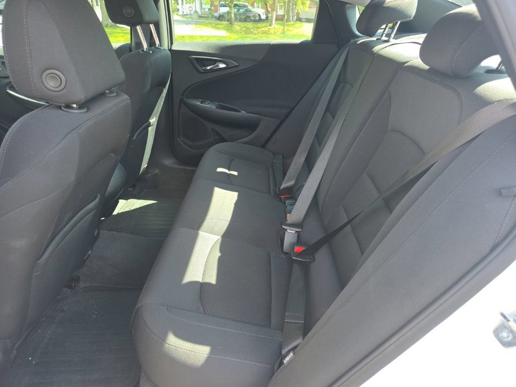 Used 2022 Chevrolet Malibu LS FWD image 24