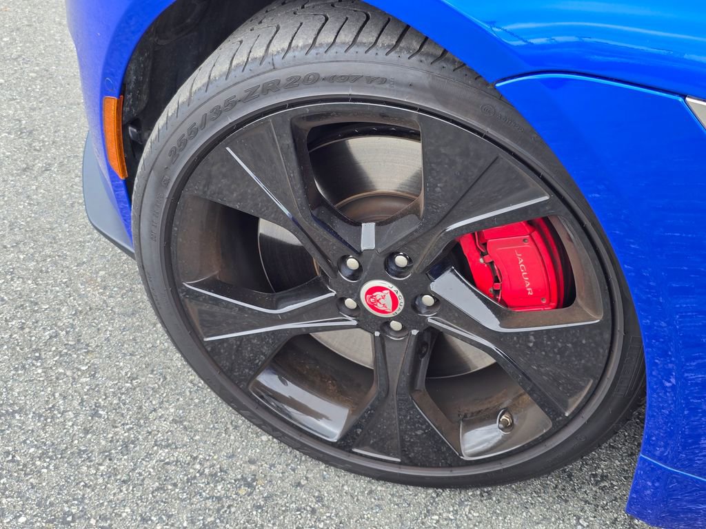Used 2023 Jaguar F-TYPE Coupe RWD image 25