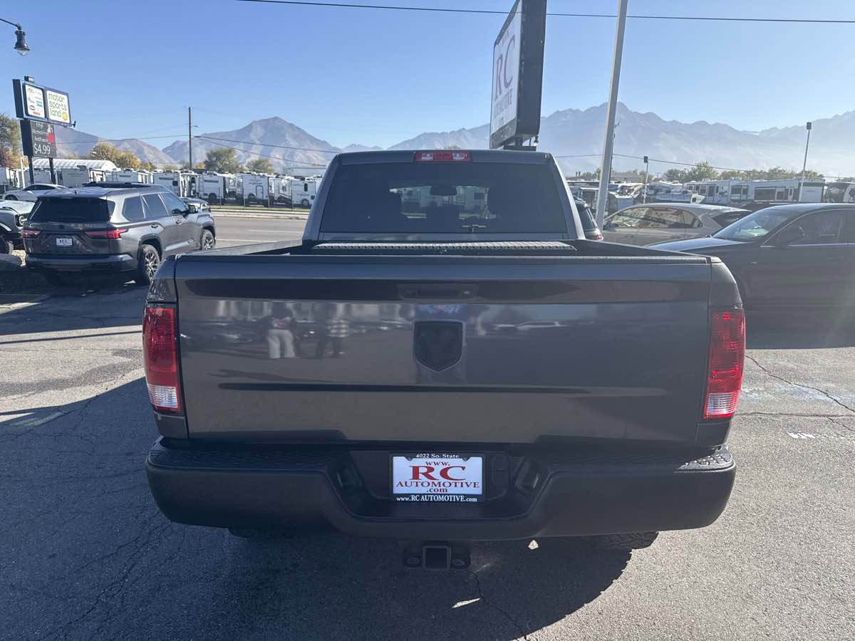 Used 2018 RAM 2500 Tradesman w/ Chrome Appearance Group AWD/4WD image 7