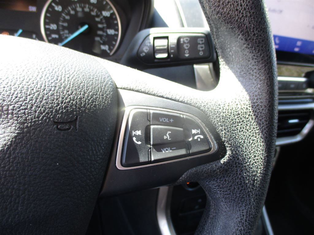 Used 2021 Ford EcoSport SE FWD image 15