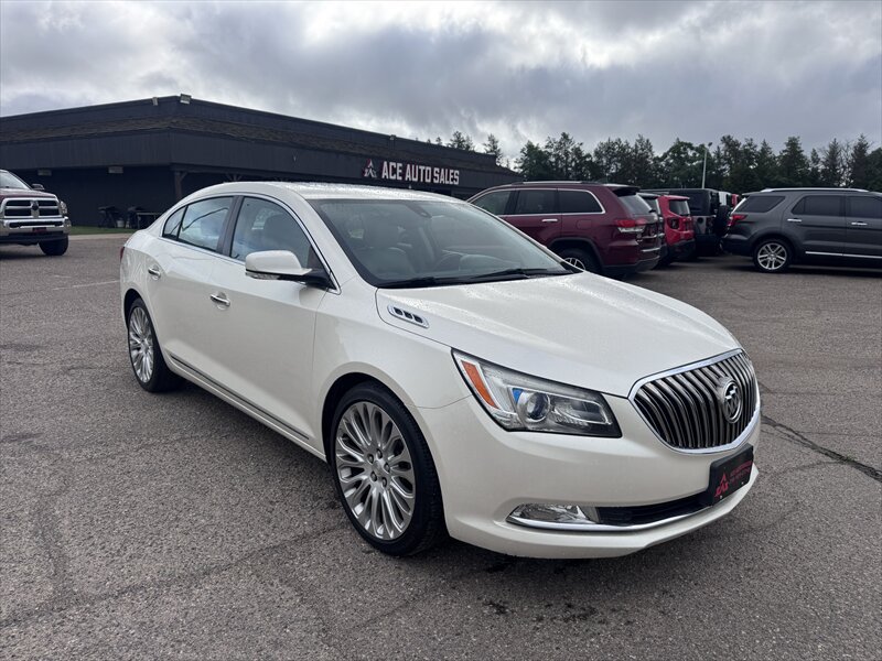 Used 2014 Buick LaCrosse Premium FWD image 2