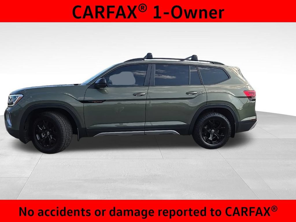 Used 2024 Volkswagen Atlas Peak Edition SEL AWD/4WD image 2