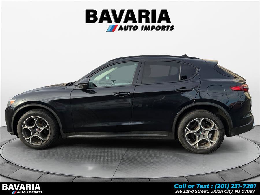 Used 2018 Alfa Romeo Stelvio Sport w/ Quick Order Package 22J Sport image 2