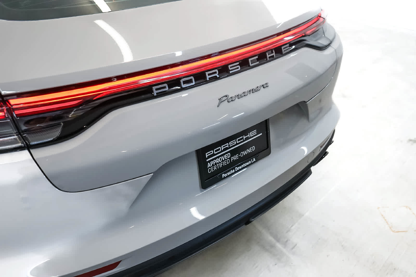 Certified 2023 Porsche Panamera Platinum Edition RWD image 12