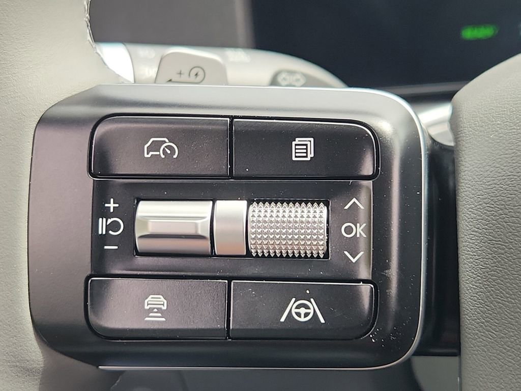 New 2026 Hyundai Ioniq 9 SE image 12