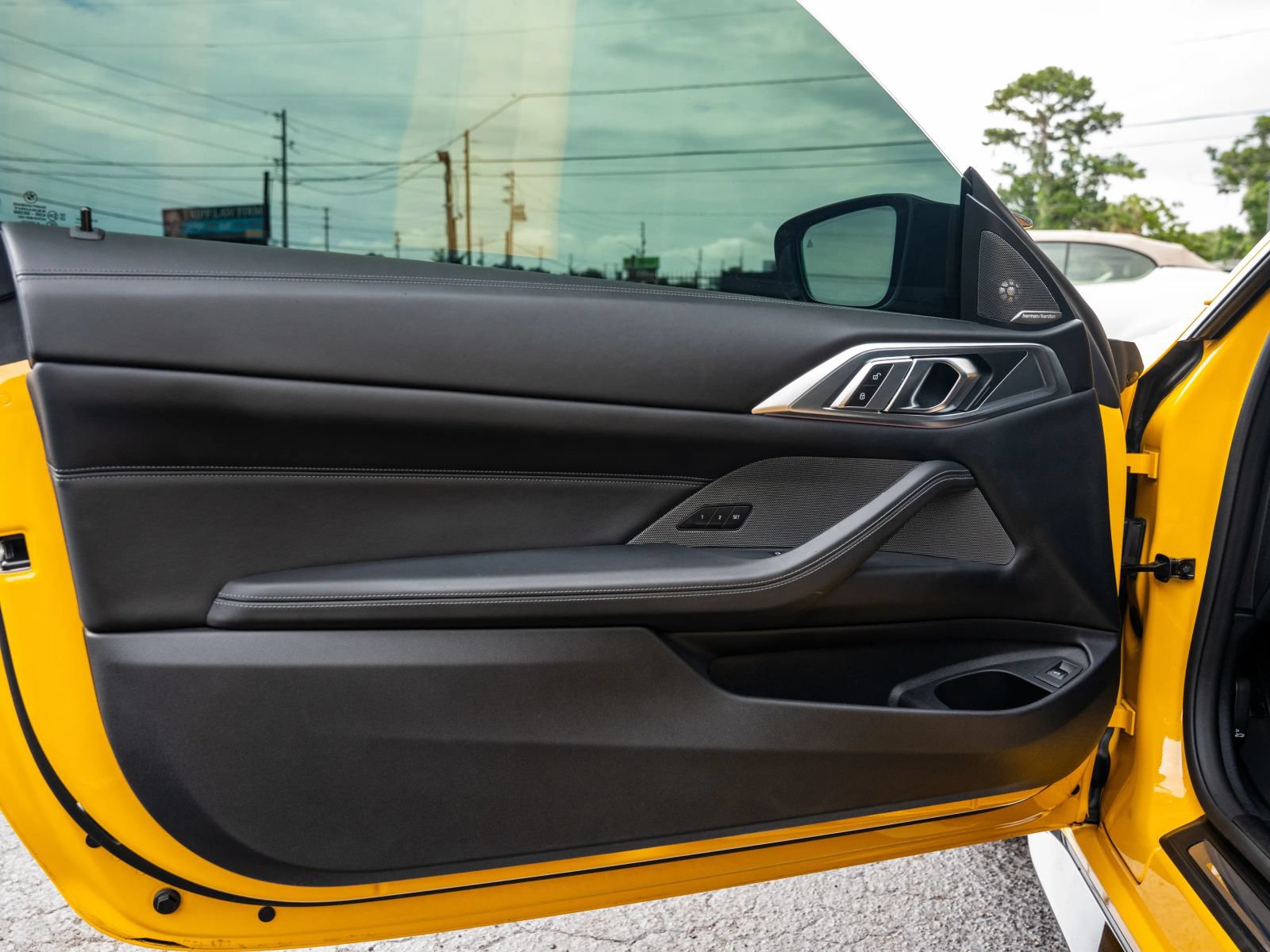 Used 2022 BMW M4 xDrive Competition w/ M Carbon Exterior Package AWD/4WD image 48