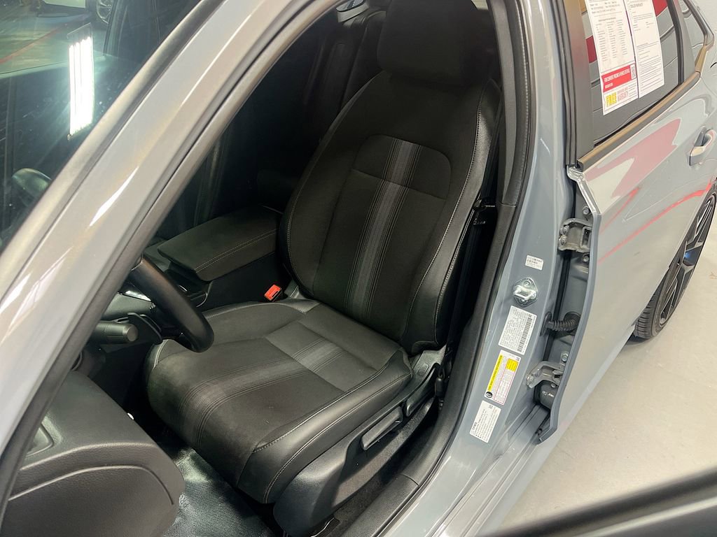 Used 2025 Honda Civic Sport image 18