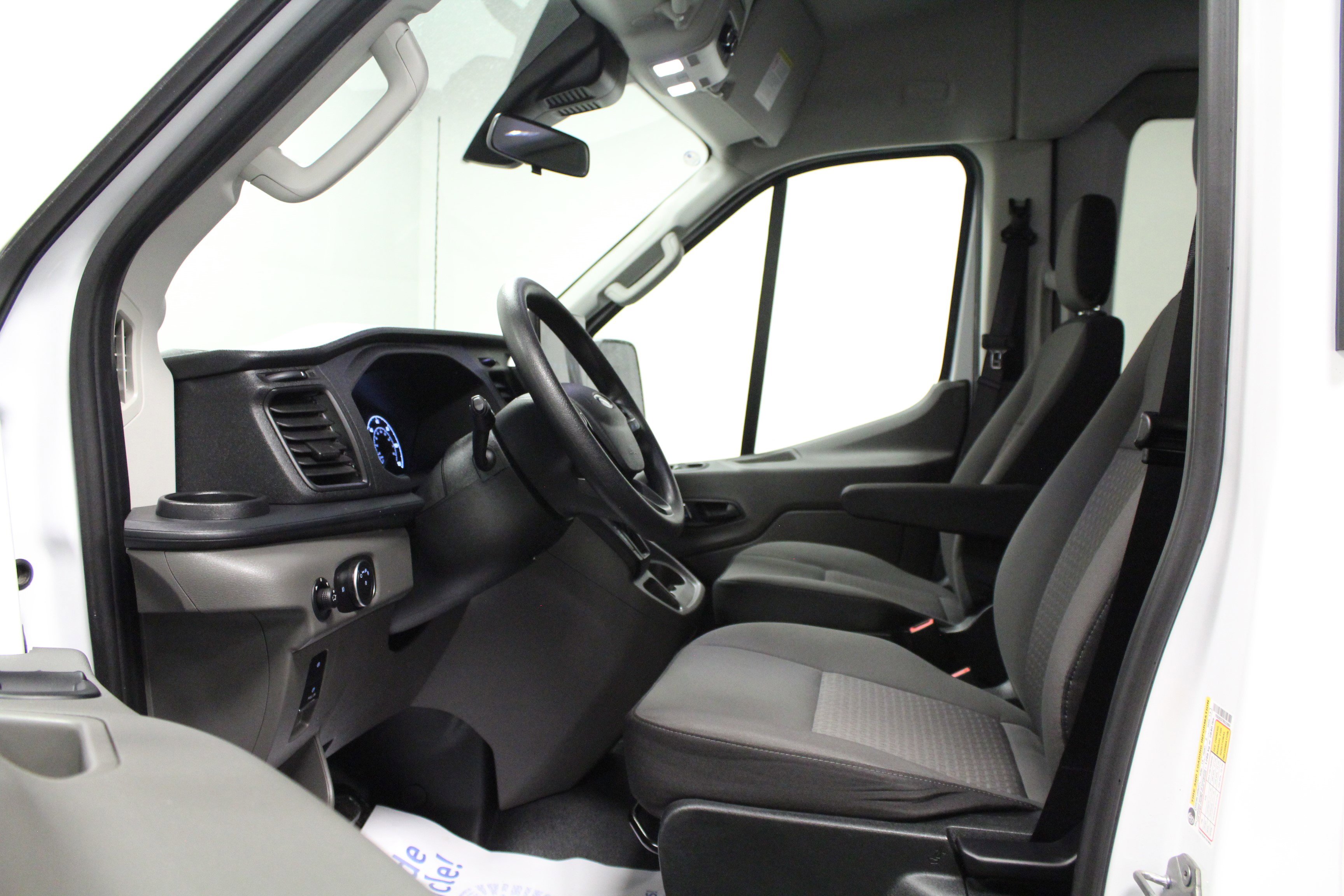 Used 2024 Ford Transit 350 XL image 12