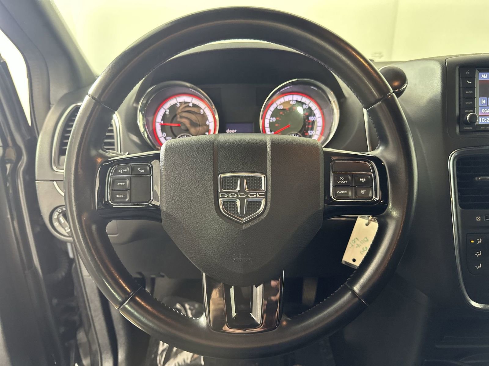 Used 2020 Dodge Grand Caravan SE image 18