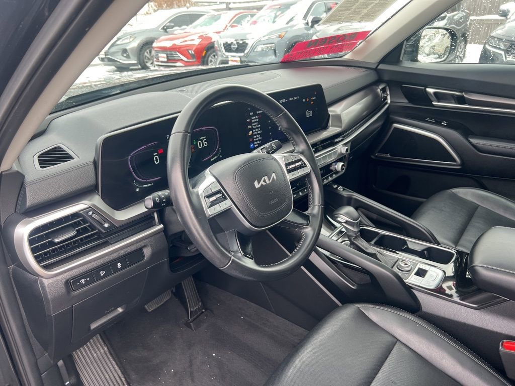 Certified 2023 Kia Telluride S w/ S Sunroof Package image 6
