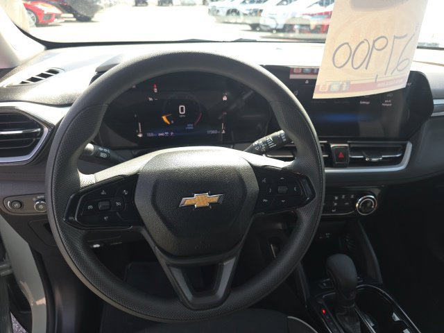 Used 2026 Chevrolet TrailBlazer LT AWD/4WD image 15