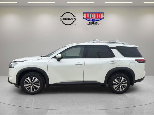 Used 2024 Nissan Pathfinder SL image 5