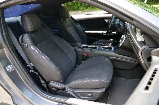 Used 2021 Ford Mustang GT RWD image 30