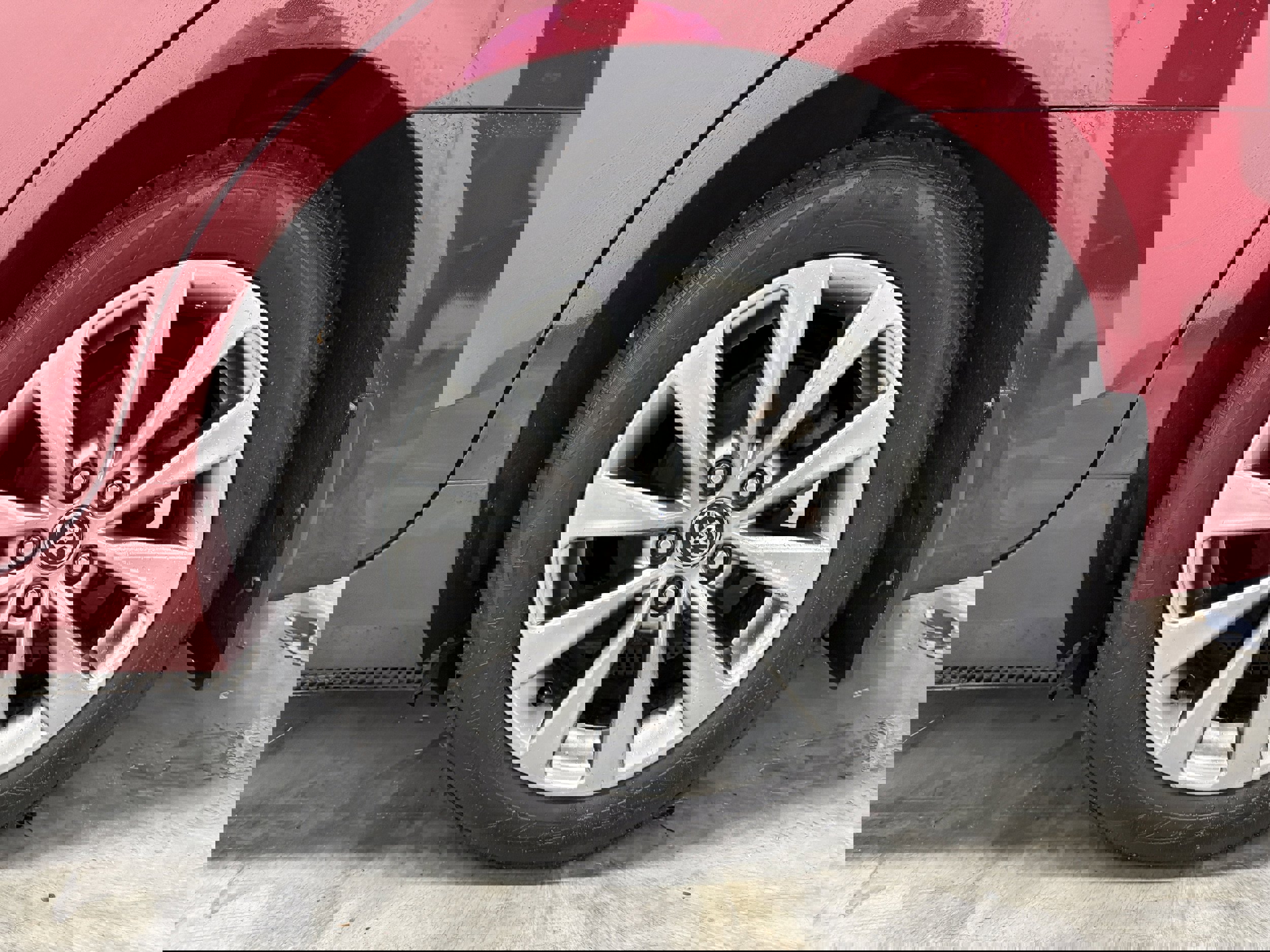 Used 2017 Toyota Camry XLE image 22