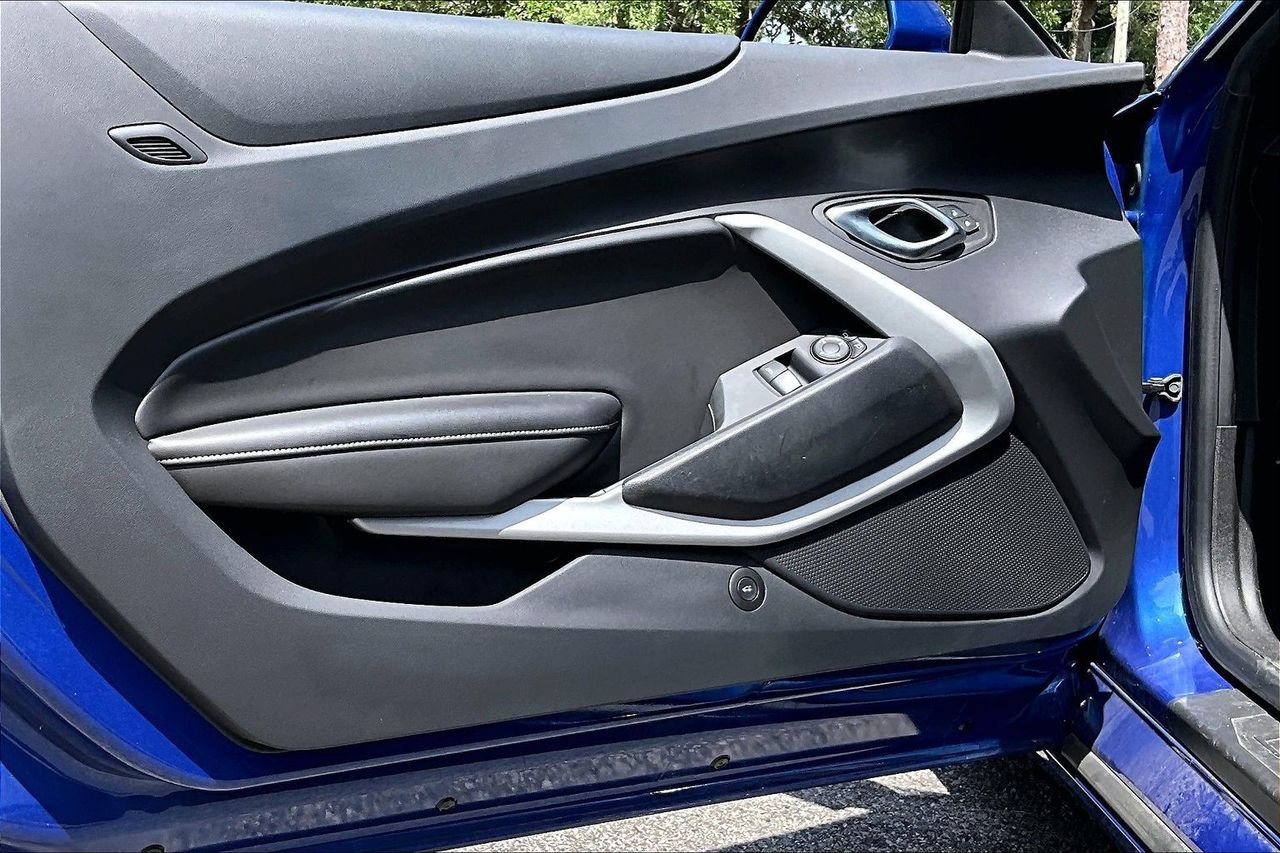 Used 2023 Chevrolet Camaro LT RWD image 16
