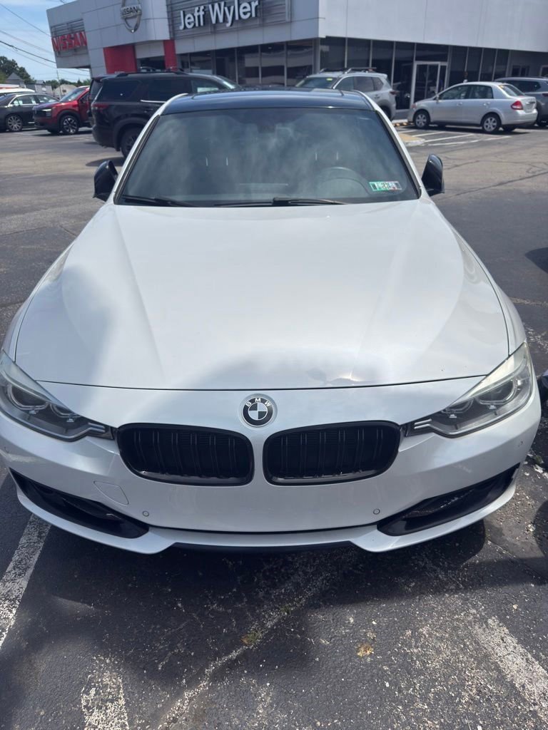 Used 2014 BMW 335i Sedan RWD image 2