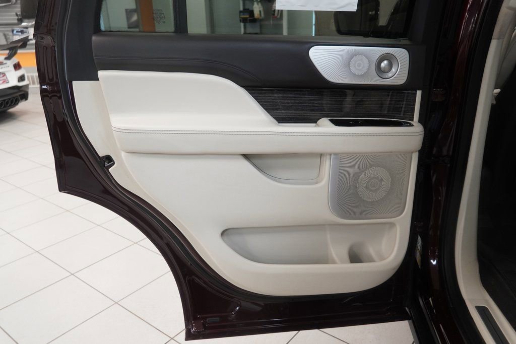 Used 2018 Lincoln Navigator Black Label image 27