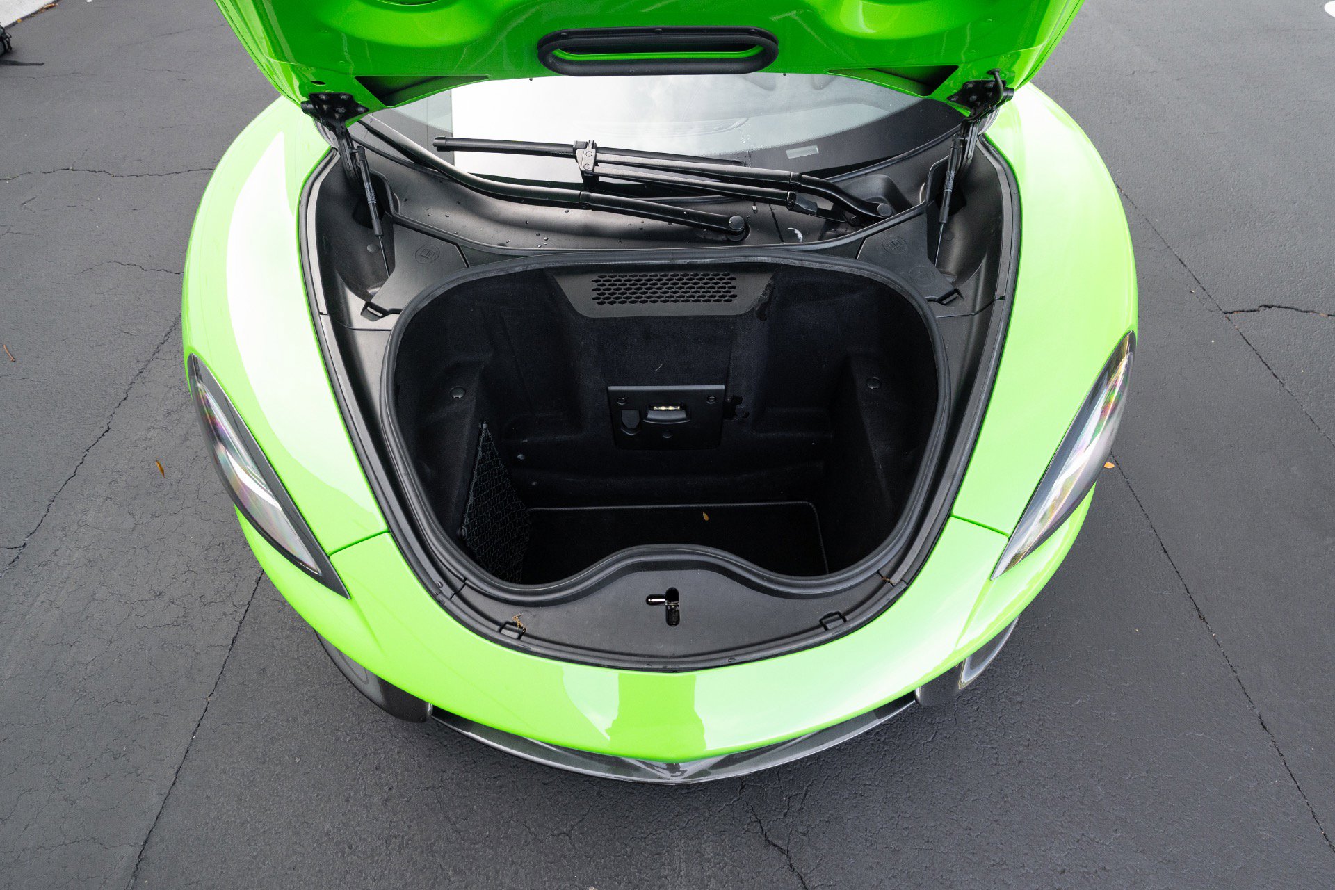 Used 2018 McLaren 570S Spider RWD image 59